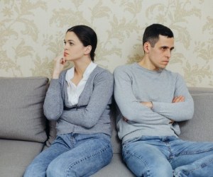 الاكتئاب بعد الزواج