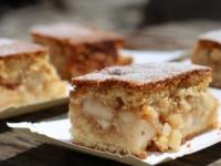 كيكة الاناناس والتفاح