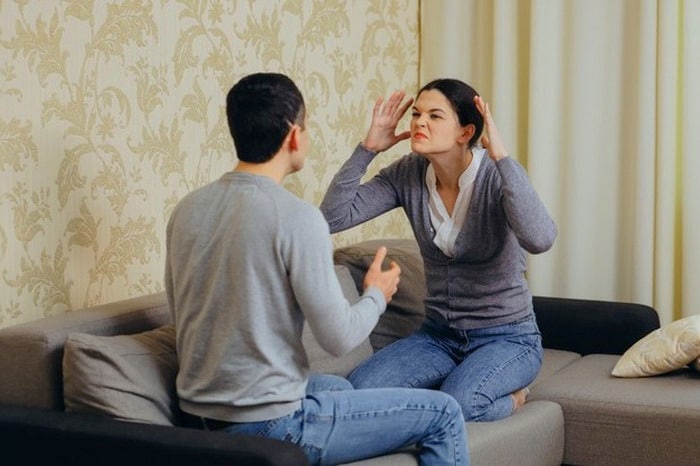العنف الزوجي